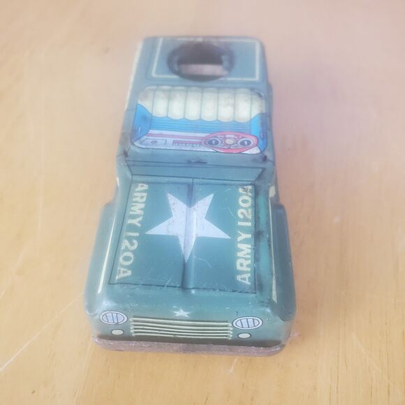 Koyo Metal Tin Toy Car Incomplete Missing Parts - Picture 4 of 10